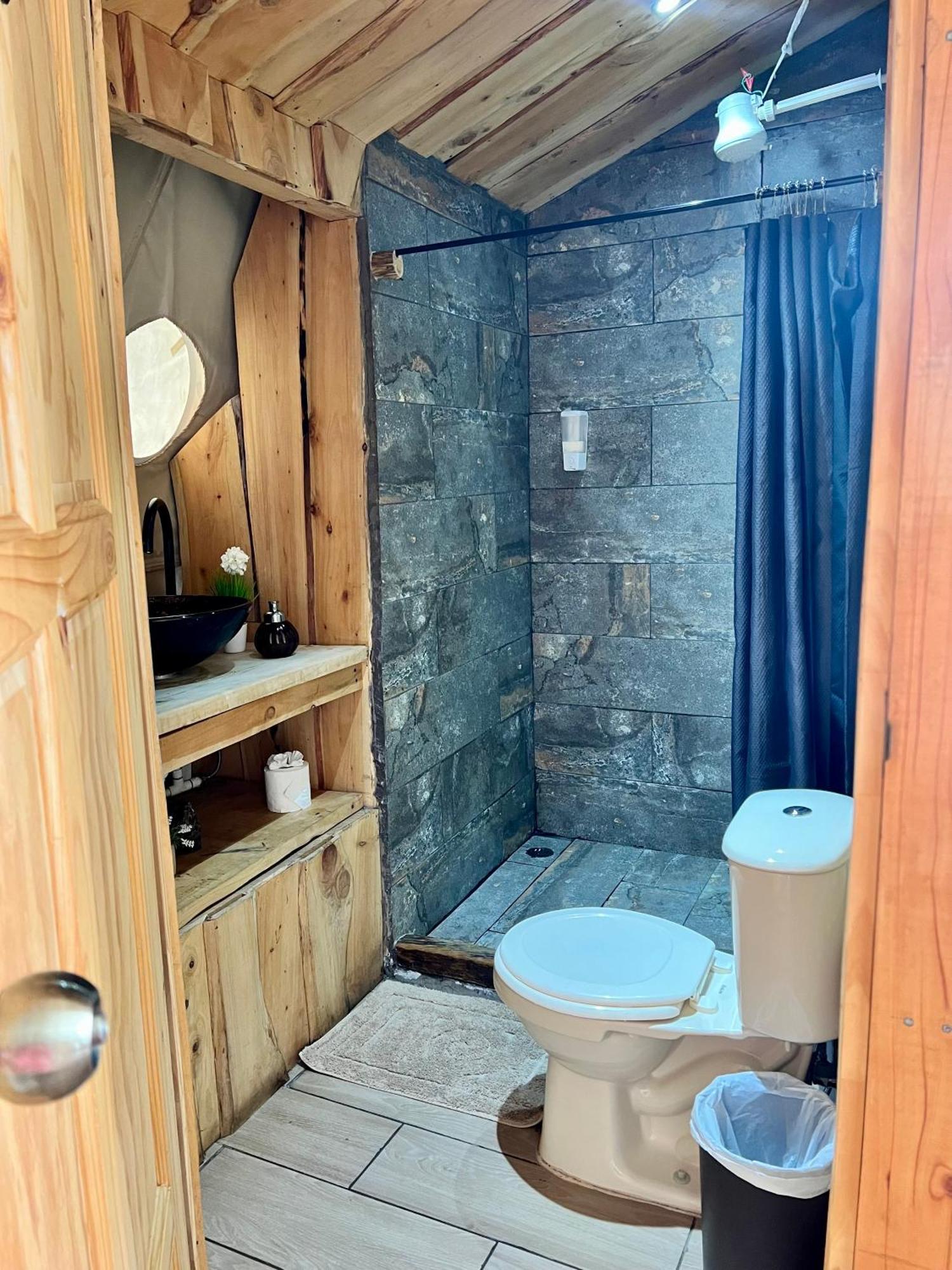 Green Noise Glamping Fraijanes Buitenkant foto