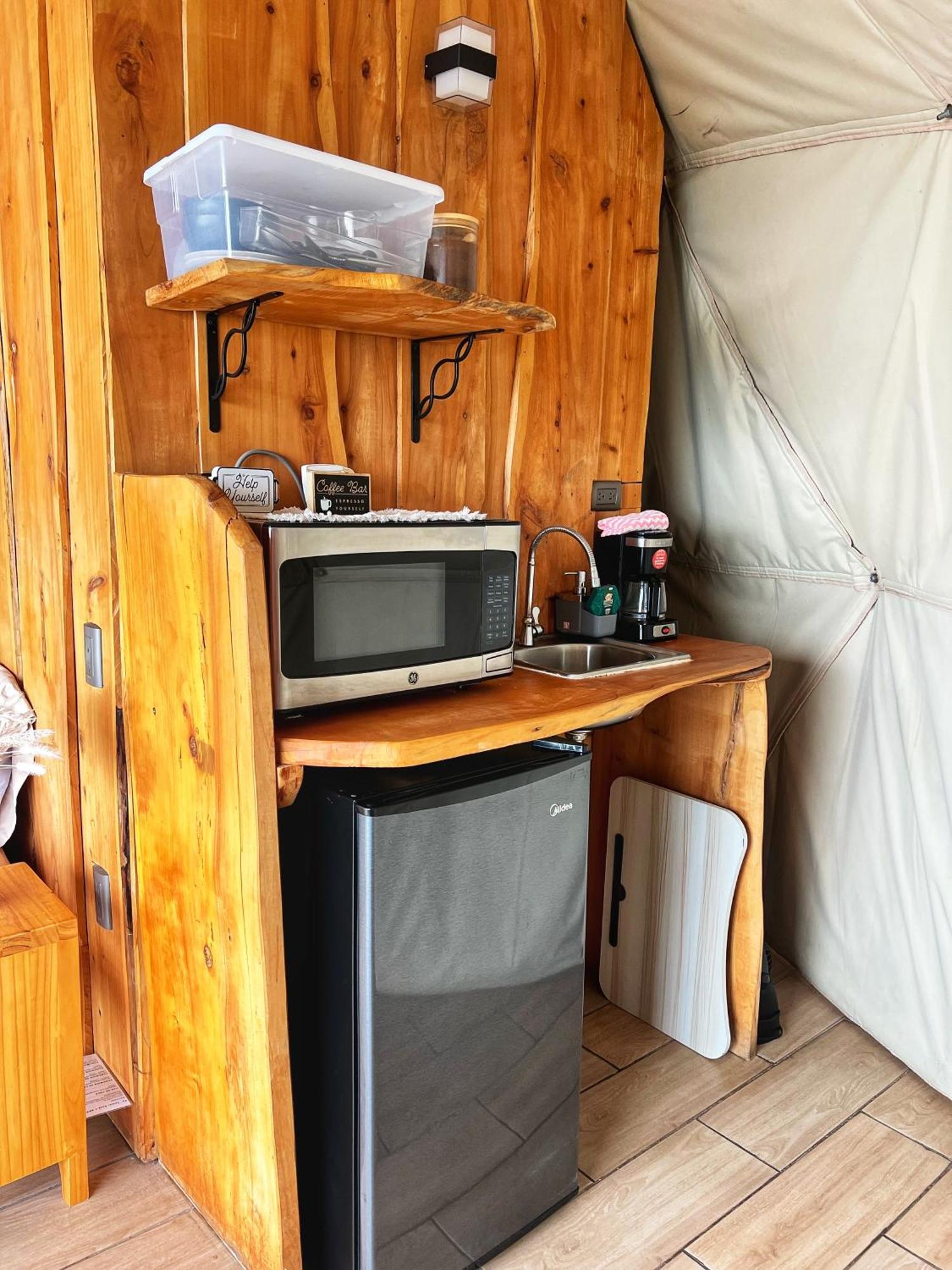 Green Noise Glamping Fraijanes Buitenkant foto